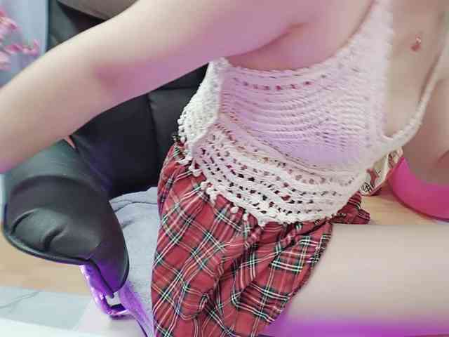 twhanhan webcam