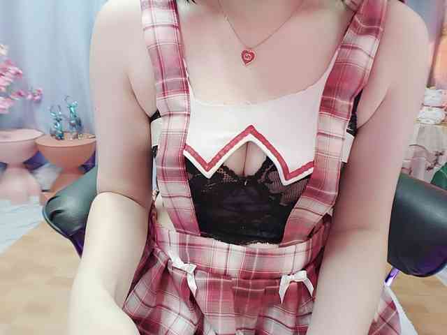 twhanhan webcam