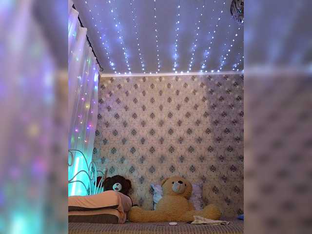 Darina24's BongaCams show and profile