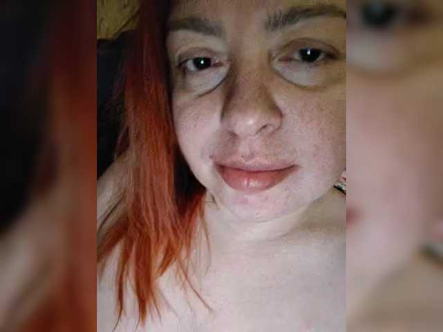 Evasweetapple's BongaCams show and profile