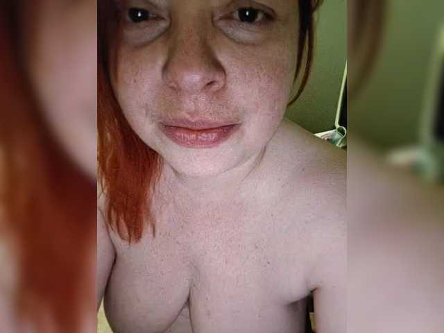 Evasweetapple's BongaCams show and profile