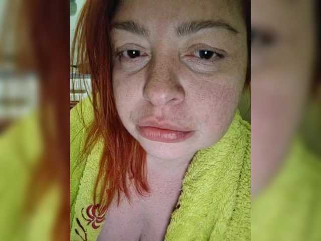 Evasweetapple's BongaCams show and profile