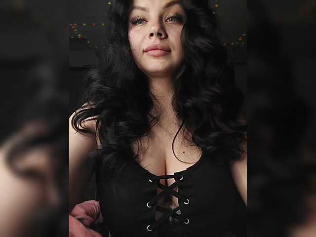 Sweet-Candy88's BongaCams show and profile