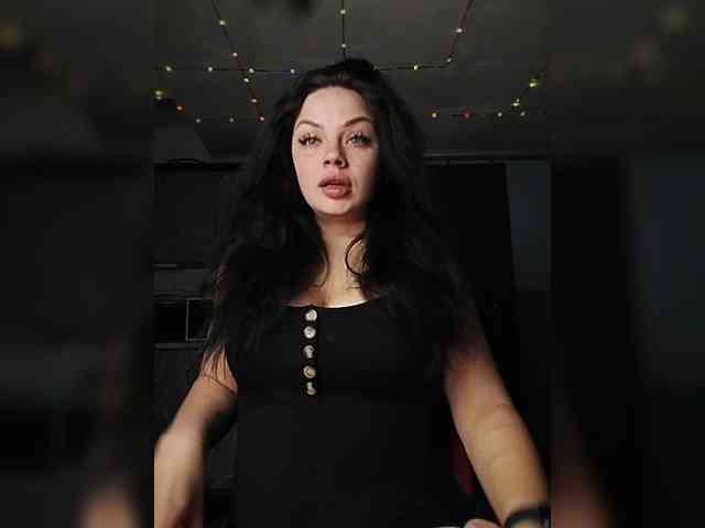 Sweet-Candy88 webcam