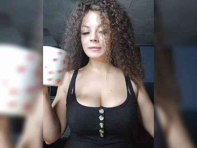 Sweet-Candy88 webcam
