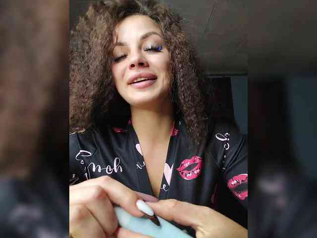 Sweet-Candy88 webcam