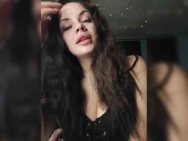 Sweet-Candy88 webcam