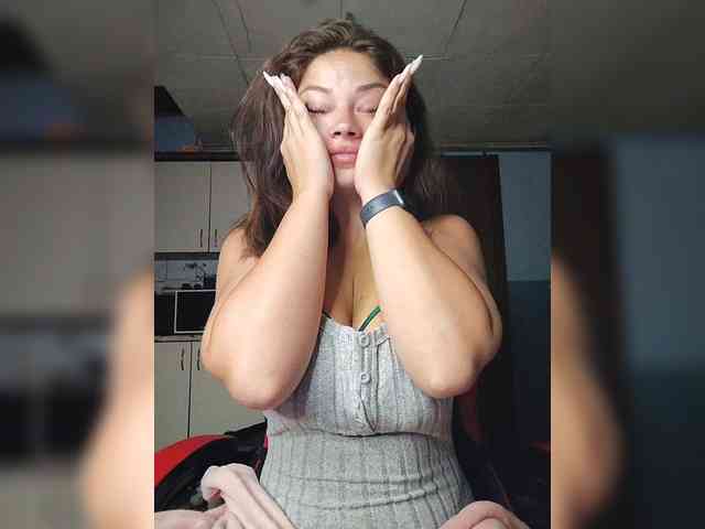 Sweet-Candy88 webcam