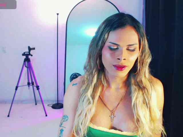 angelsailent Live Webcam on BongaCams