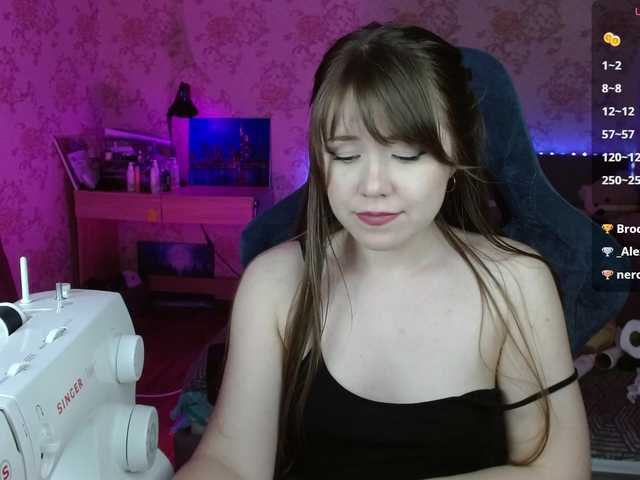 Luucy's BongaCams show and profile