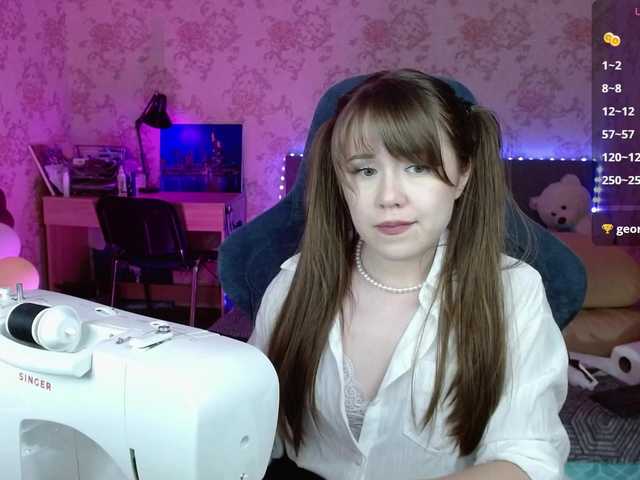 Luucy's BongaCams show and profile