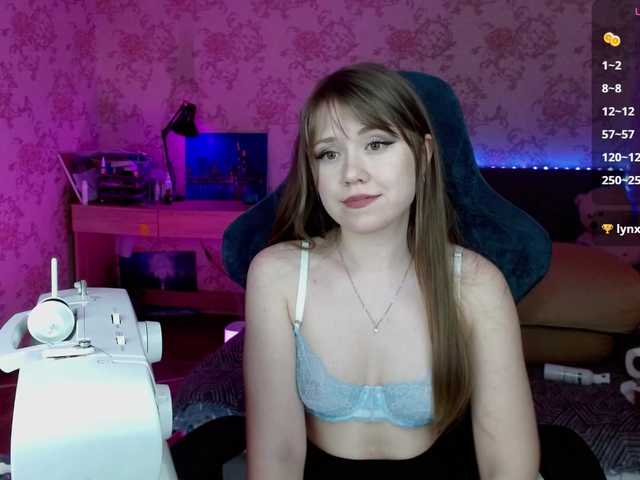 Luucy's BongaCams show and profile