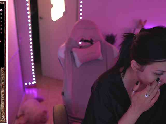 MalinaBo0m Live Webcam on BongaCams