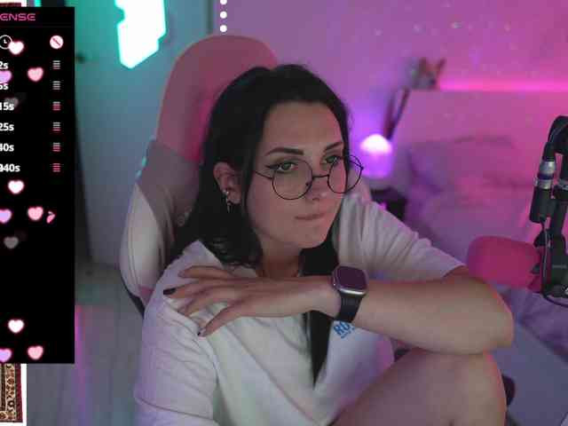 MalinaBo0m Live Webcam on BongaCams