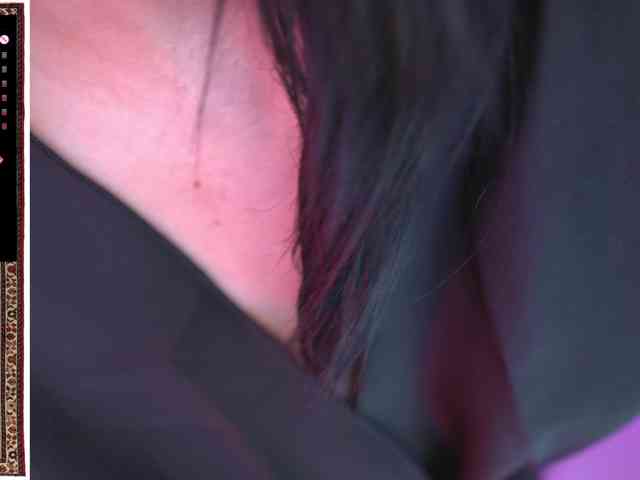 MalinaBo0m Live Webcam on BongaCams