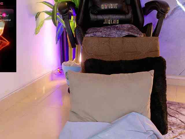 pamelajackson webcam