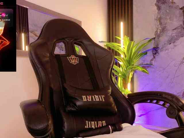 pamelajackson webcam