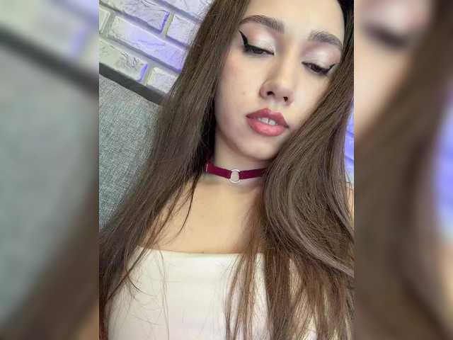 Jade8887's BongaCams show and profile