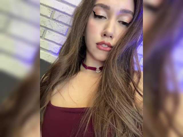 Jade8887 from BongaCams