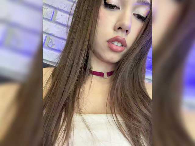 Jade8887's BongaCams show and profile