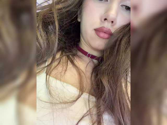 Jade8887's BongaCams show and profile