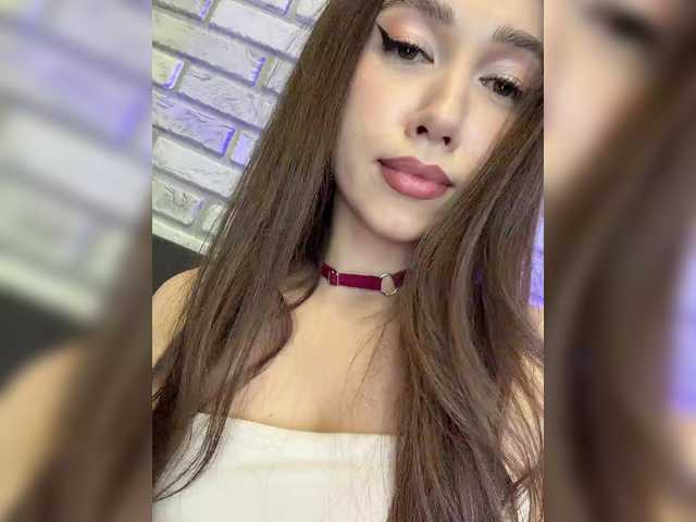 Jade8887's BongaCams show and profile