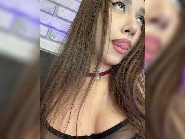 Jade8887's BongaCams show and profile