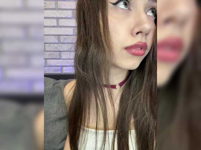 Jade8887 from BongaCams