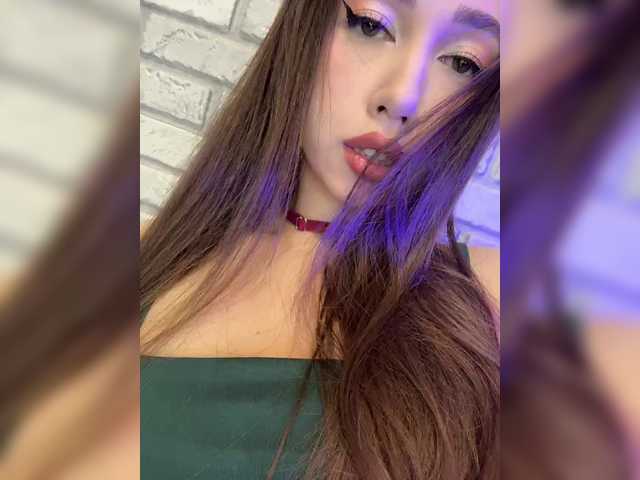 Jade8887 from BongaCams