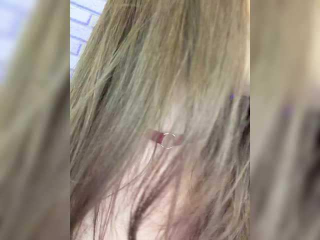 Jade8887's BongaCams show and profile