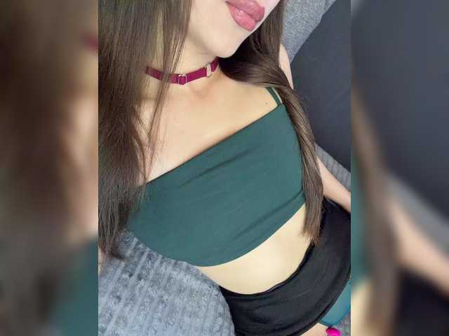 Jade8887's BongaCams show and profile