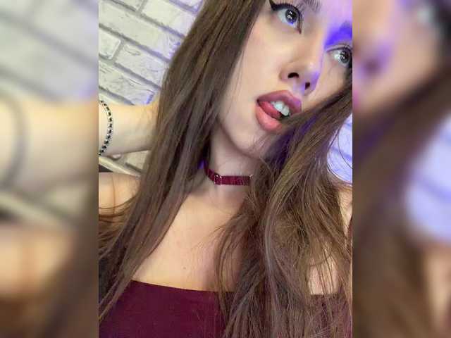 Jade8887's BongaCams show and profile