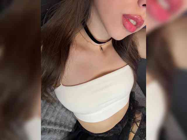Jade8887 Live Webcam on BongaCams