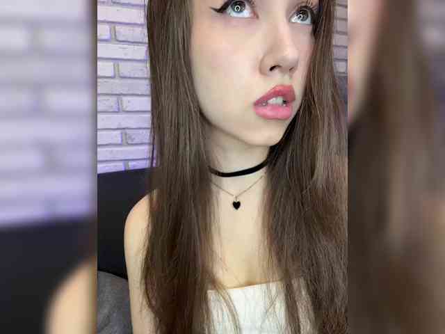 Jade8887 Live Webcam on BongaCams
