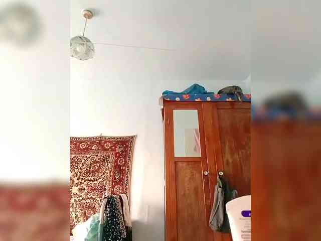KONFETKAA-1 webcam
