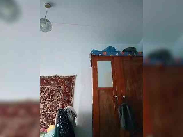 KONFETKAA-1 webcam