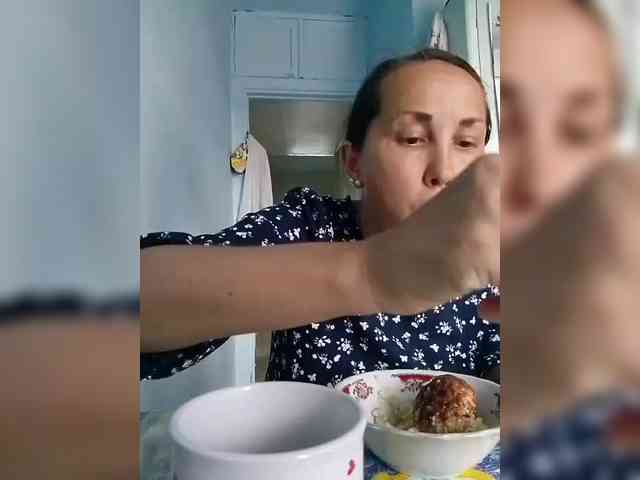 KONFETKAA-1 webcam