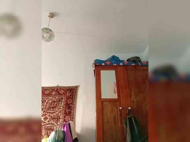 KONFETKAA-1 webcam