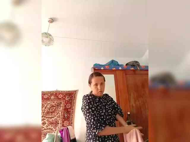 KONFETKAA-1 webcam