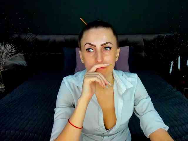 RebecaDiamond webcam