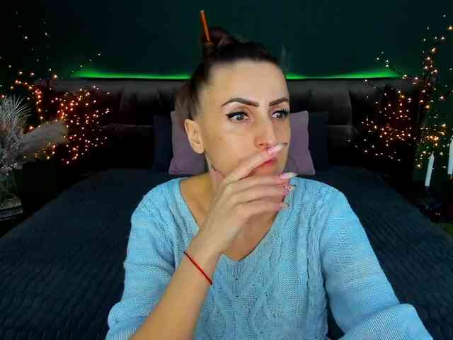 RebecaDiamond webcam