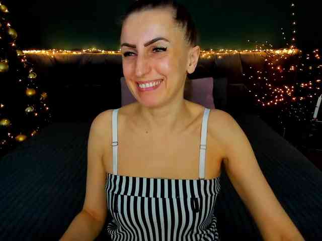 RebecaDiamond webcam