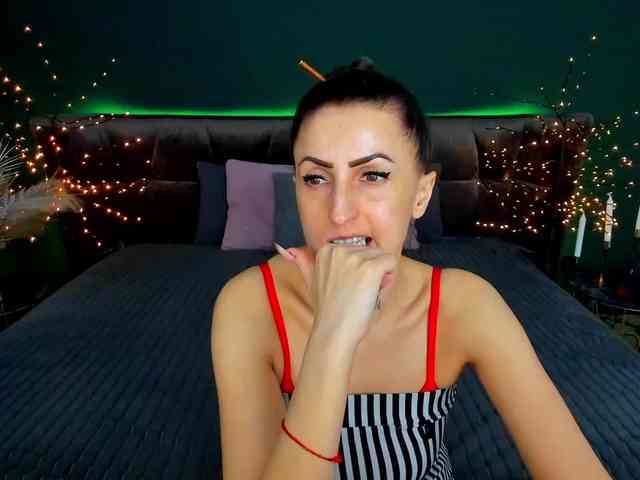 RebecaDiamond webcam