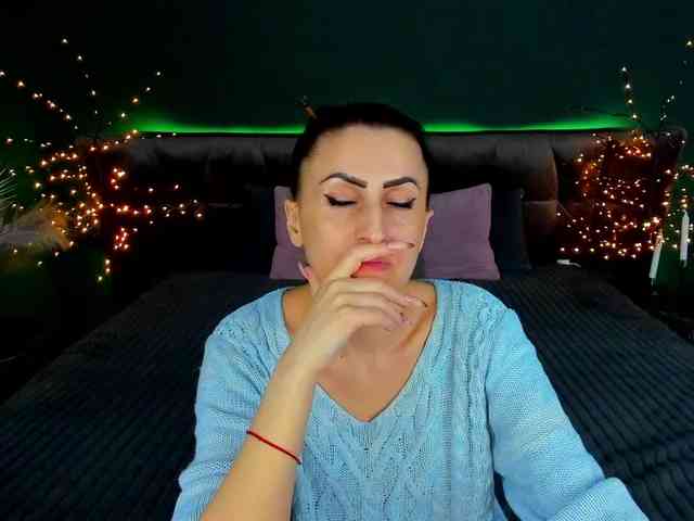 RebecaDiamond webcam