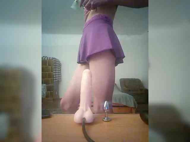 Lolii111 Live Webcam on BongaCams