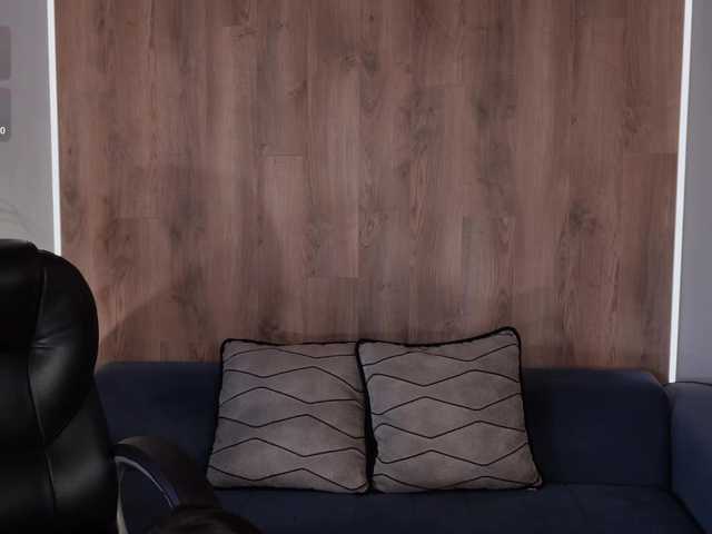 AbellaCroft's BongaCams show and profile