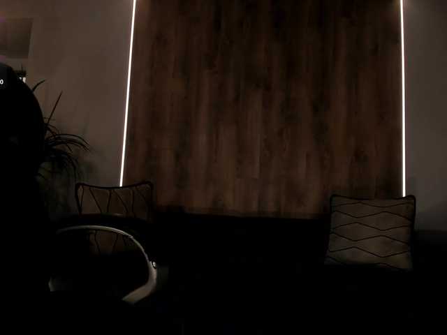 AbellaCroft's BongaCams show and profile