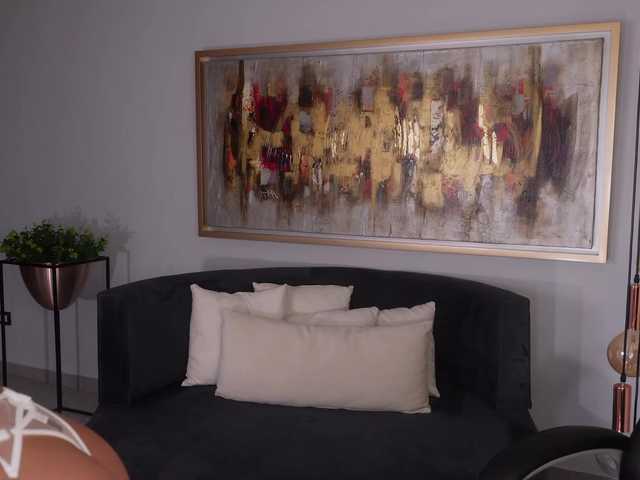 AbellaCroft's BongaCams show and profile