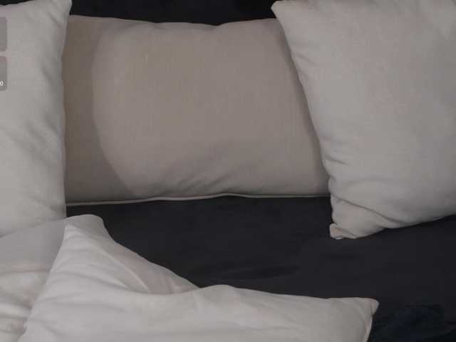 AbellaCroft's BongaCams show and profile