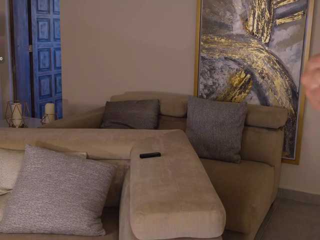 AbellaCroft's BongaCams show and profile